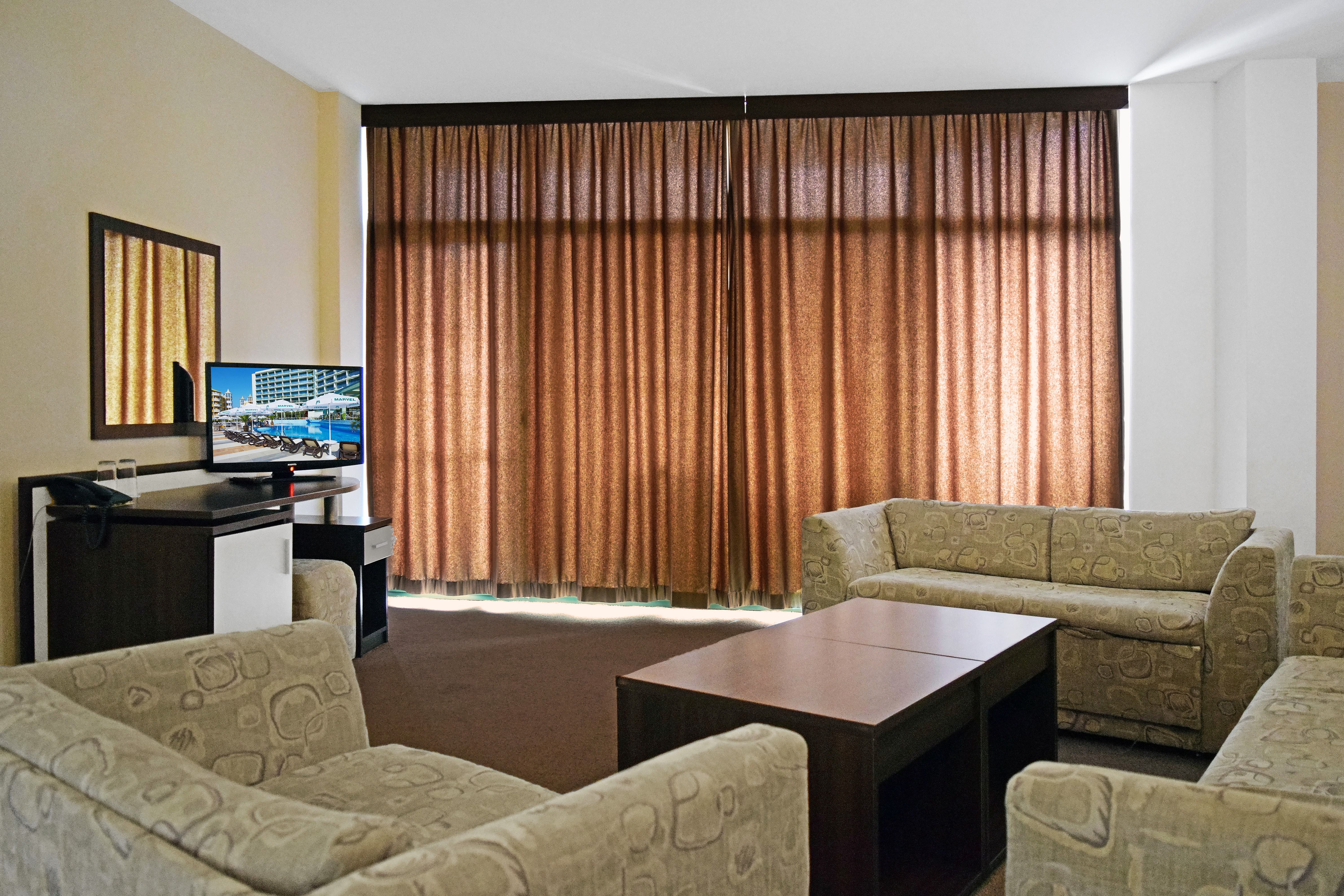 Marvel Hotel 31/49