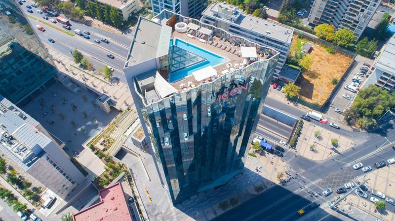 ICON HOTEL 2/58