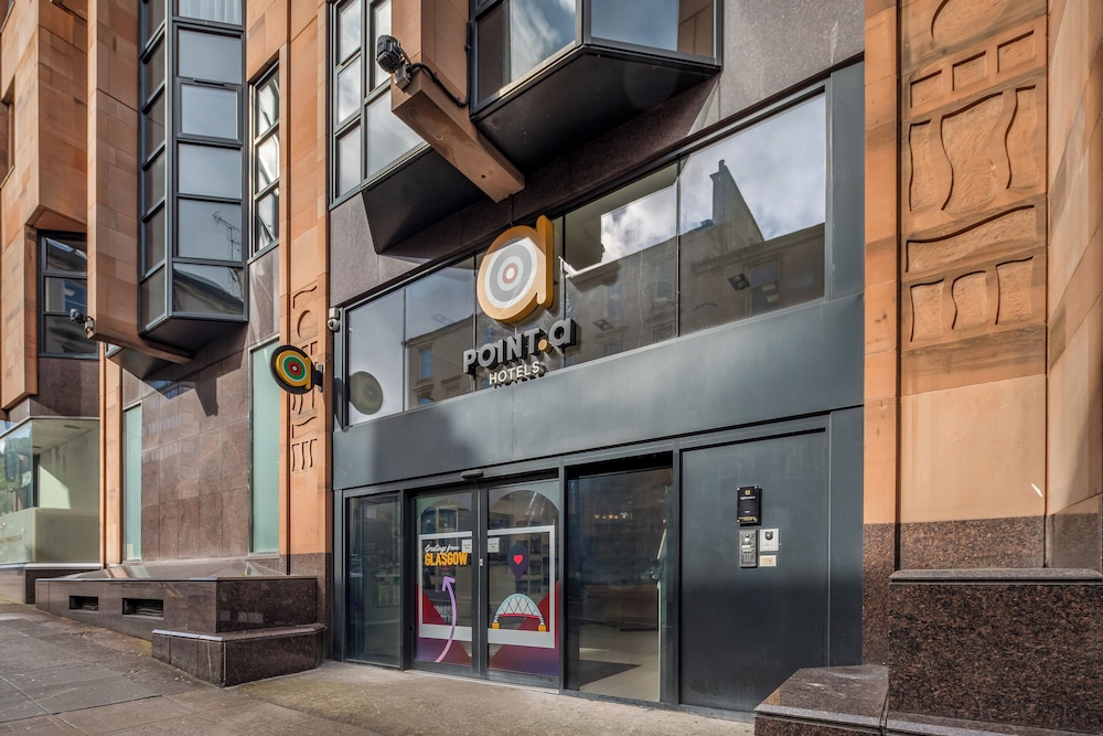 Point A Hotel Glasgow 7/50