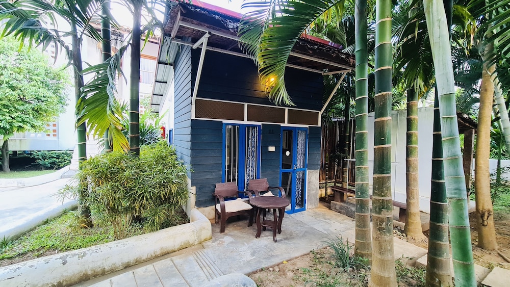 Canary Guesthouse 4/65
