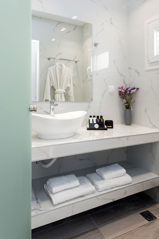 Melina Bay Boutique Hotel 8/60