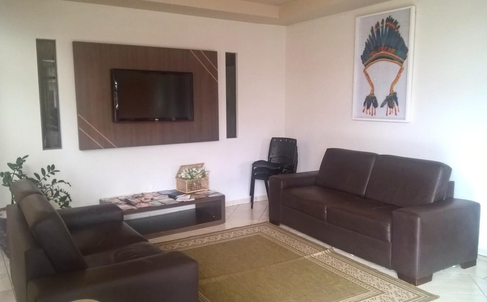 Almeidas Hotel 20/28