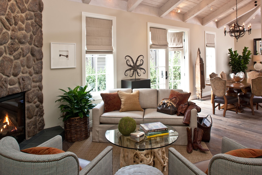 Hotel Yountville 34/69