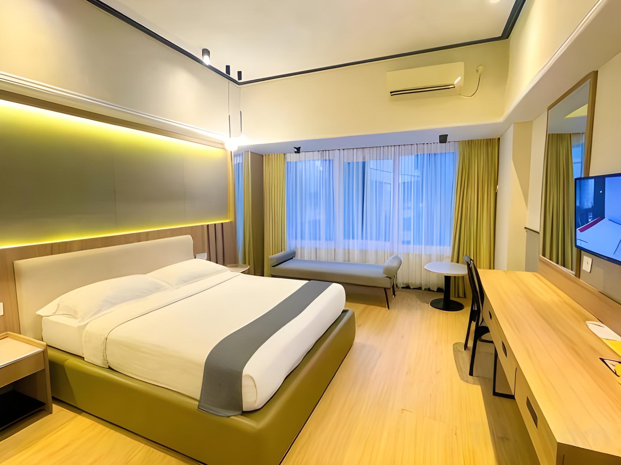 غرفة ديلوكس بسرير كينج، Hotel Pangeran City 2/2