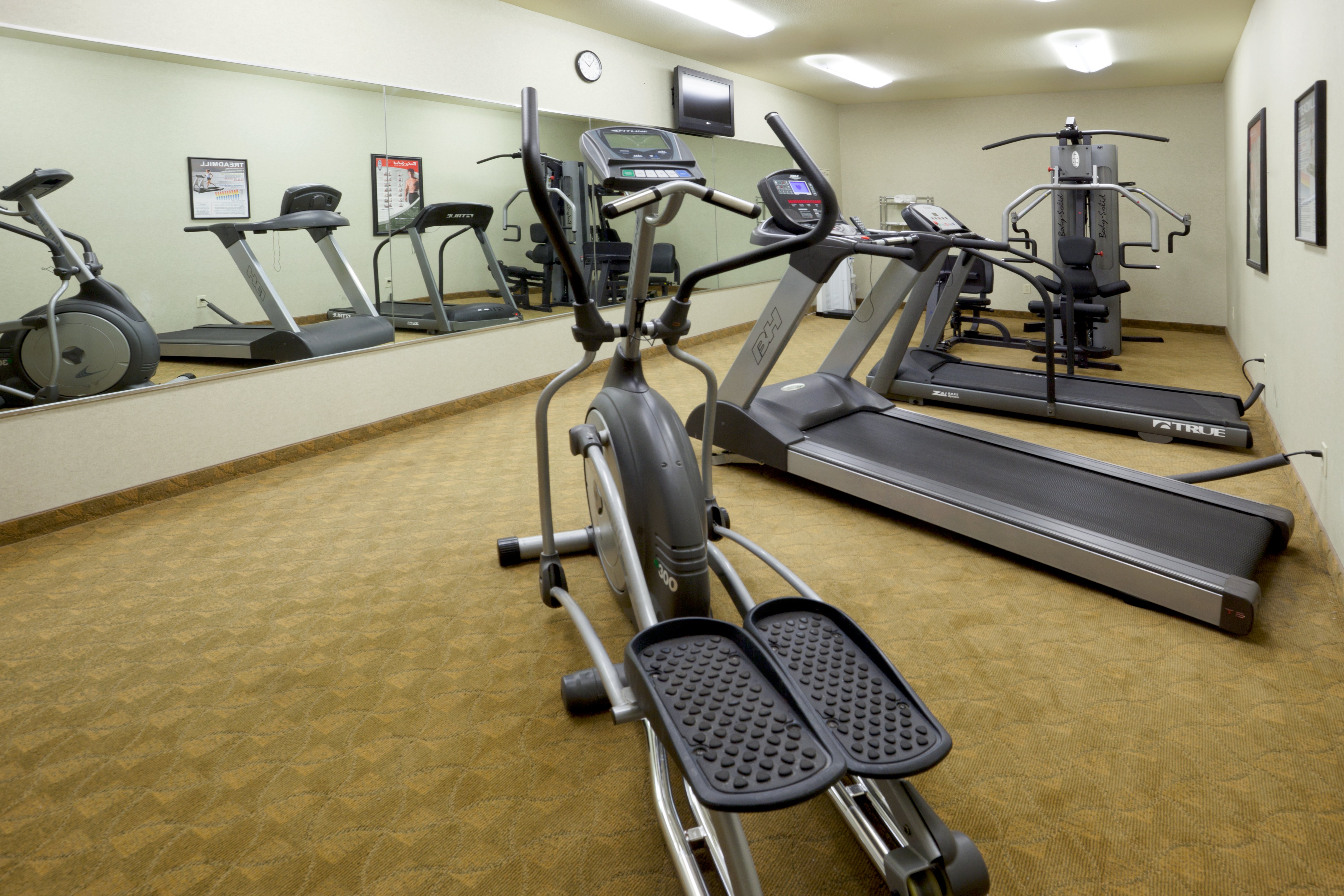Holiday Inn Express Hotel Suites Zapata 16/27