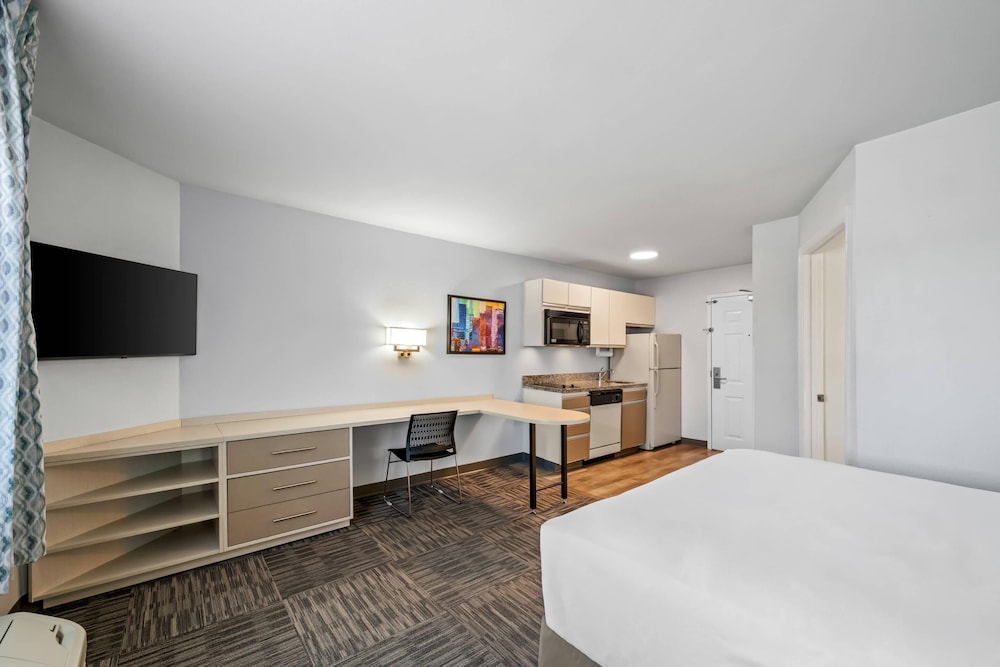MainStay Suites Greensboro 12/46