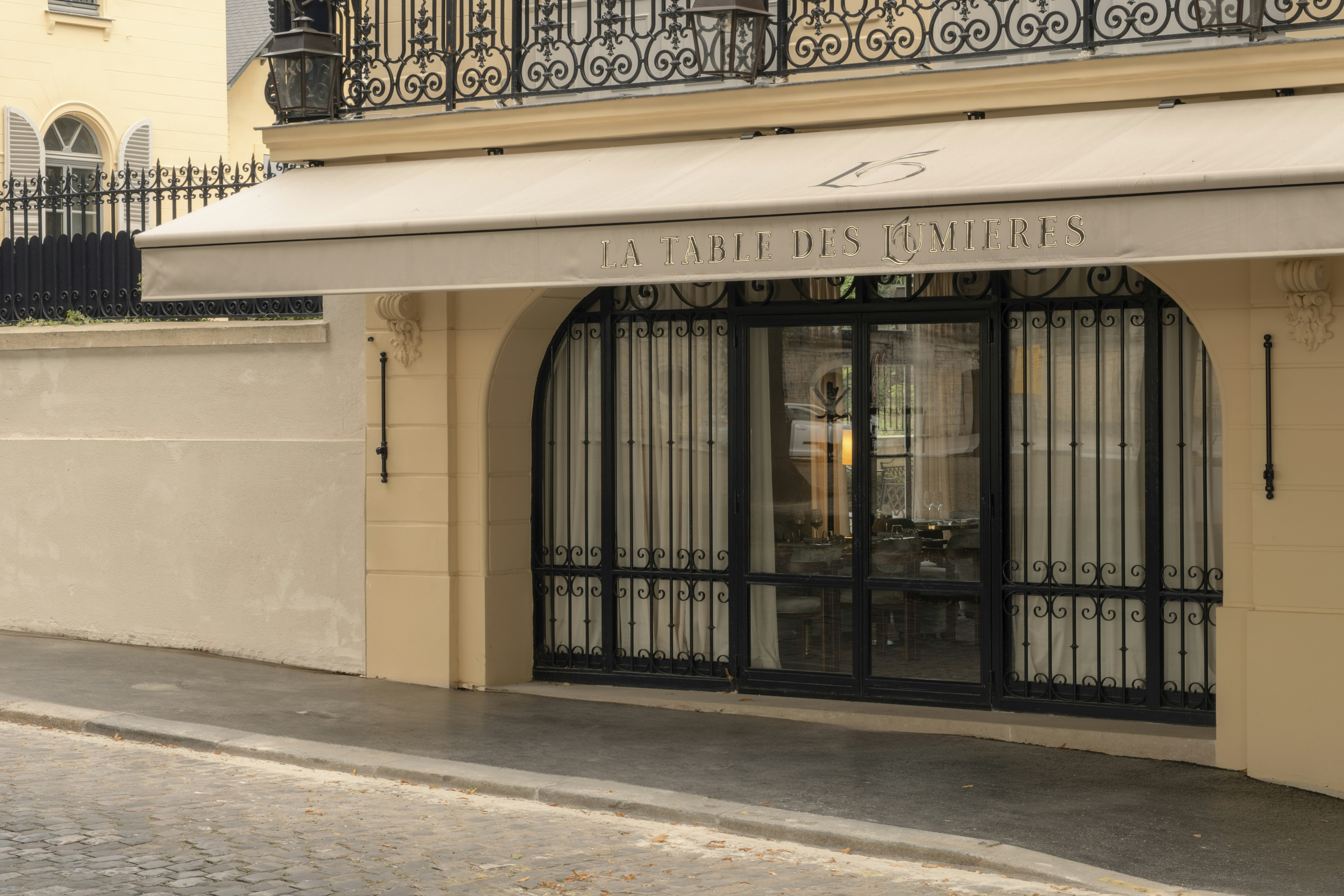 Hotel Les Lumieres 7/50
