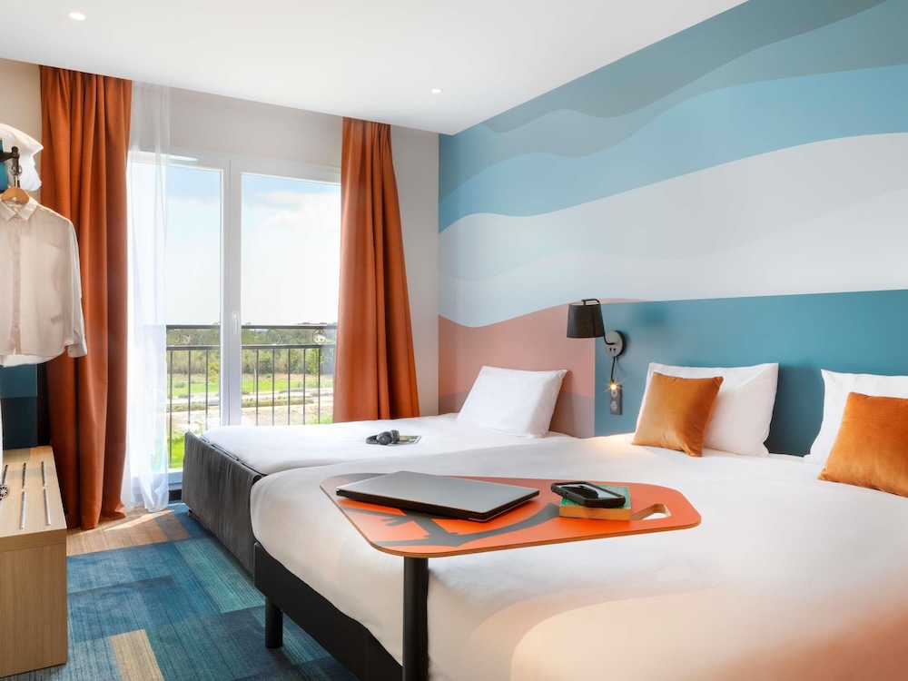 ibis Styles Miramas-Provence 17/48