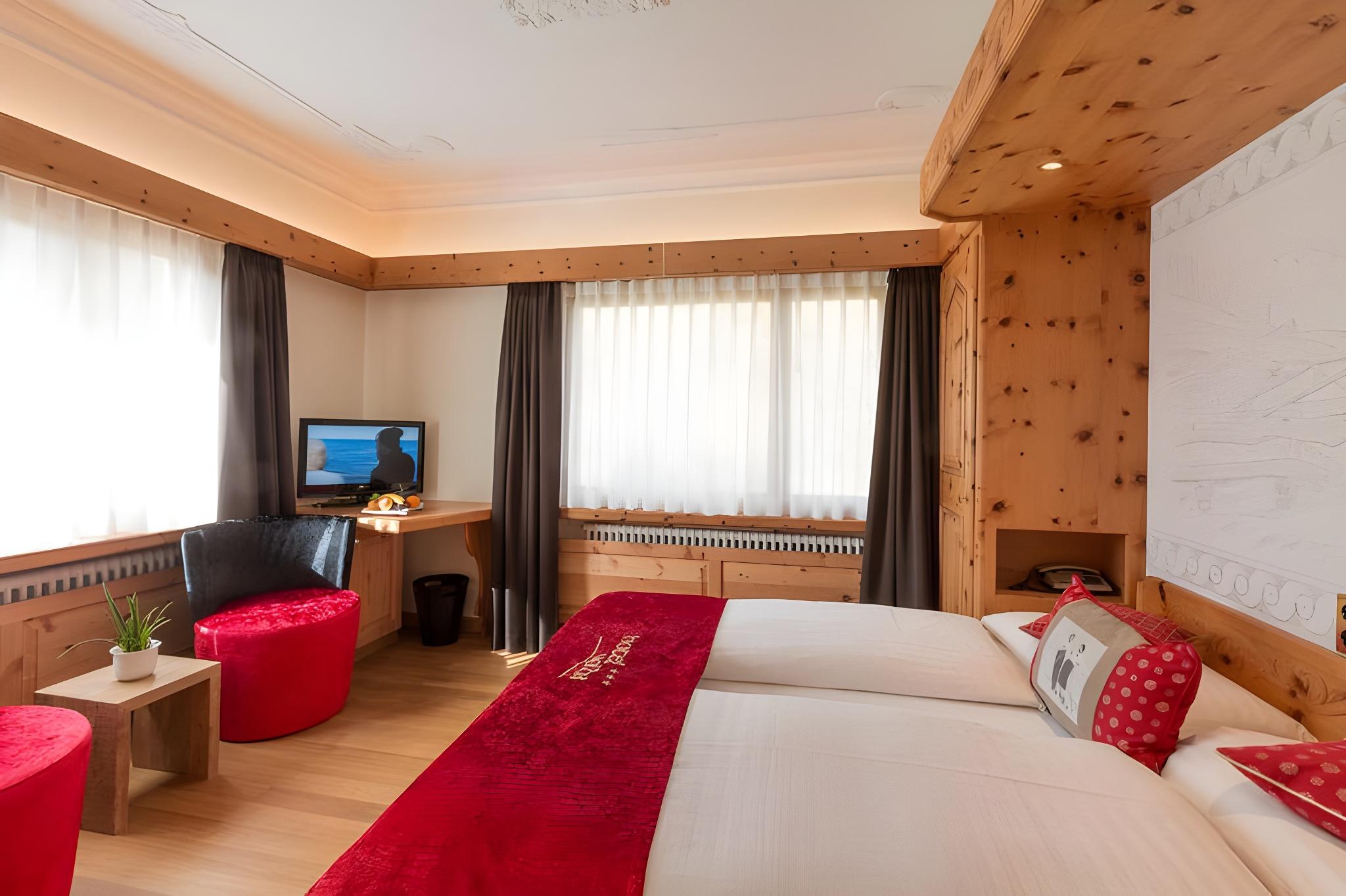 Superior, Queen Bed
