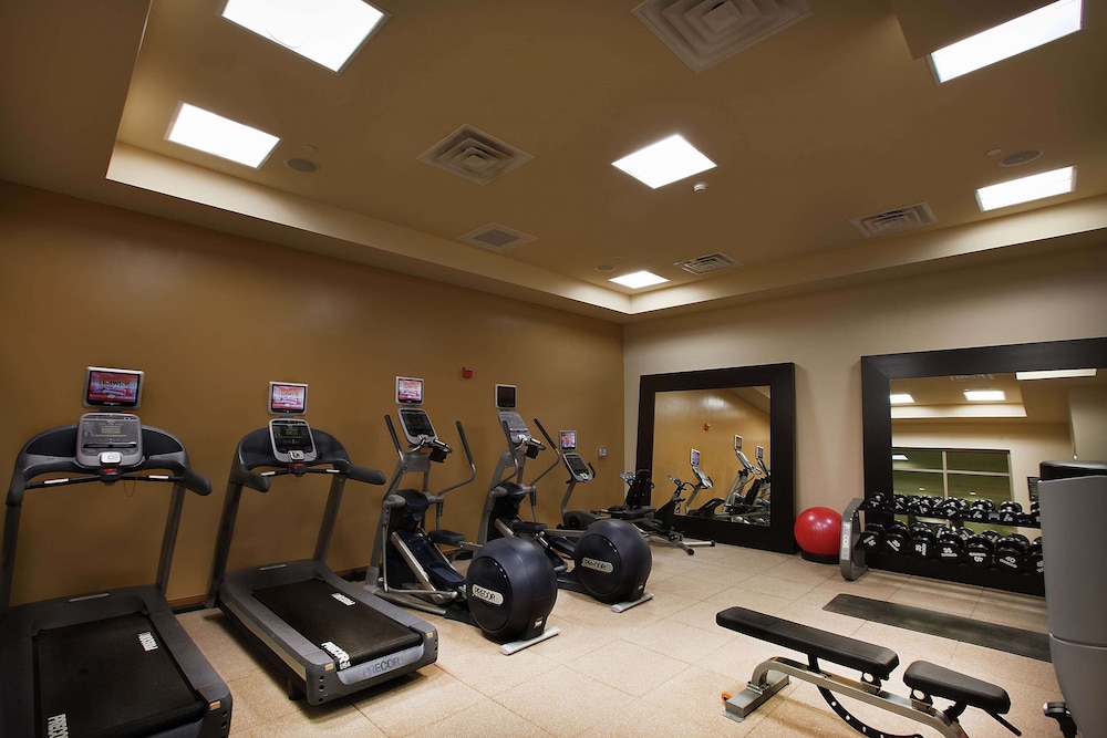 Embassy Suites Palmdale 27/63