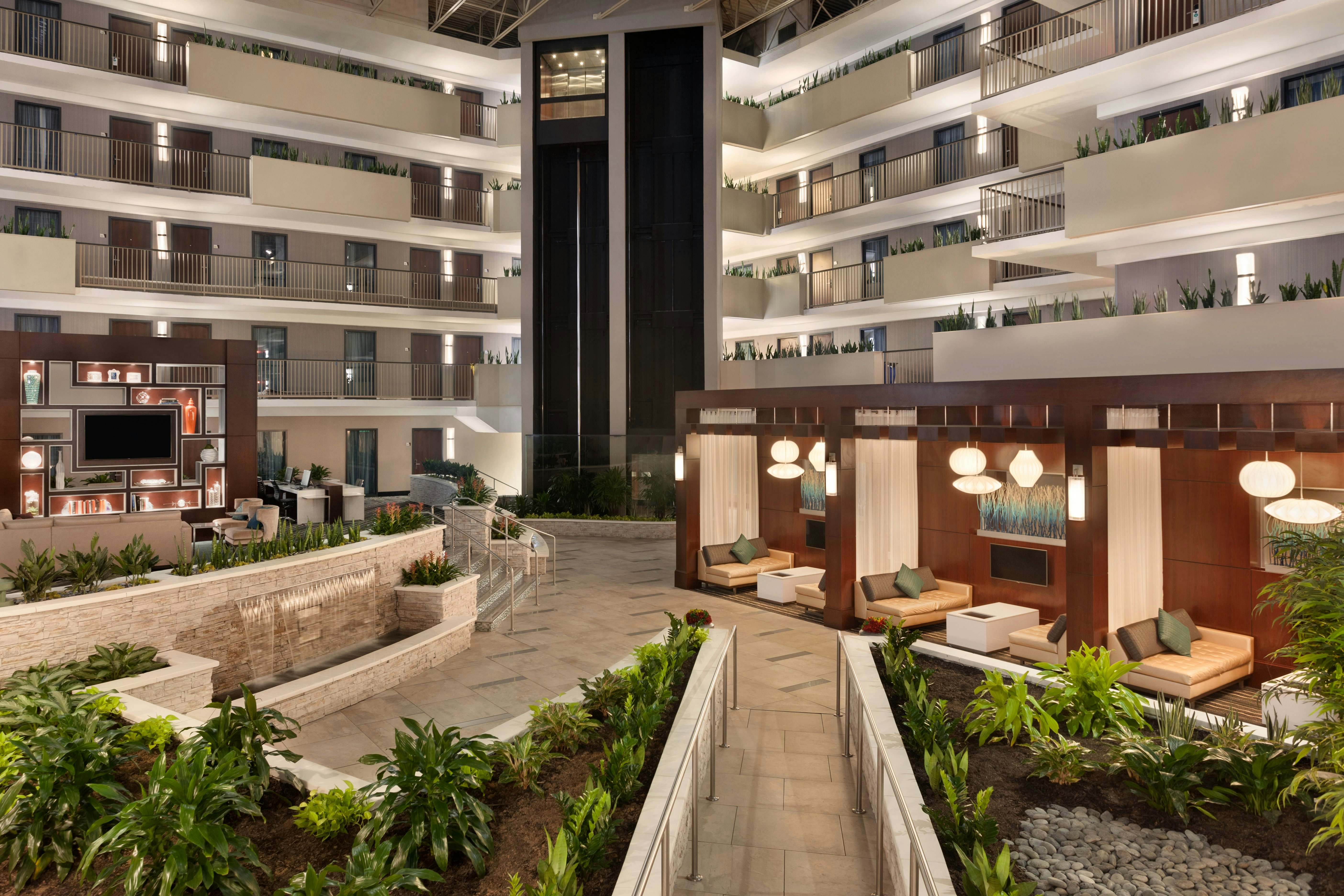 Embassy Suites by Hilton Atlanta Airport 54/56