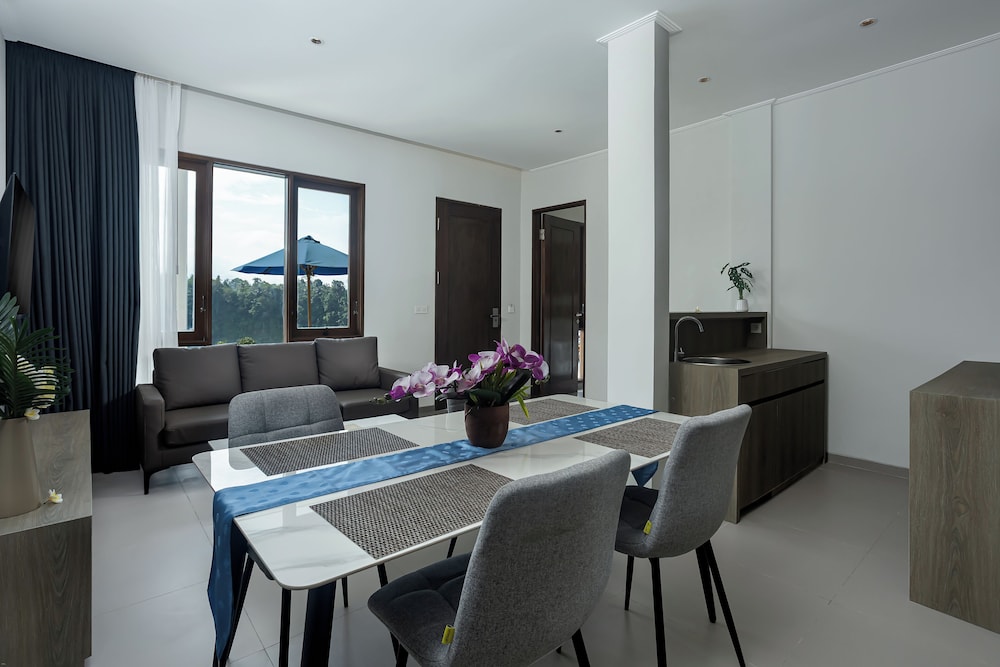 Tapa Agung View 32/50