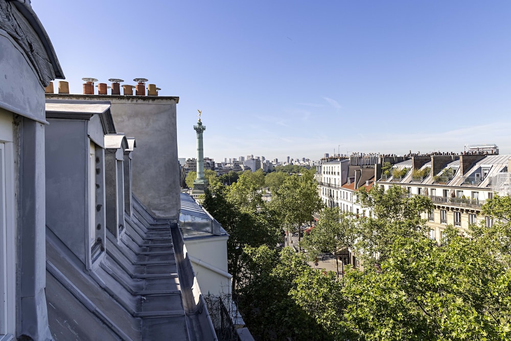 Le Petit Beaumarchais Hotel & Spa