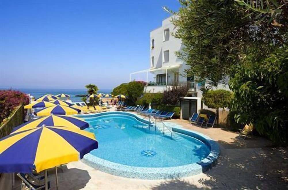 Ambasciatori Hotel 43/47