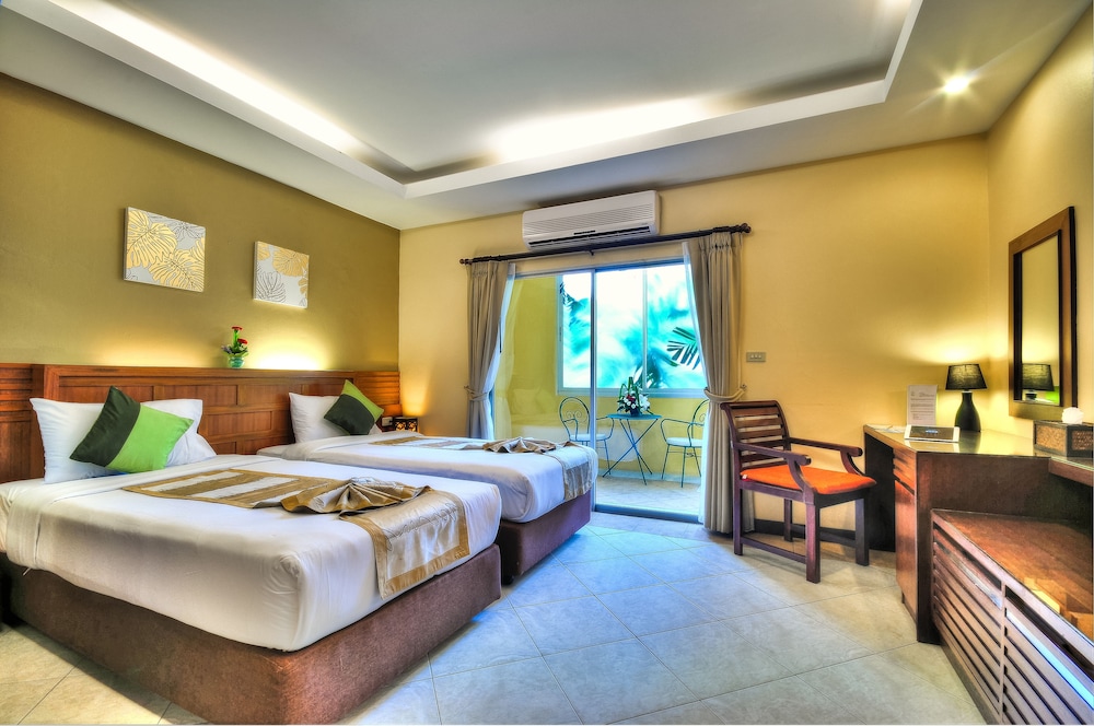 Gazebo Resort Pattaya 40/90