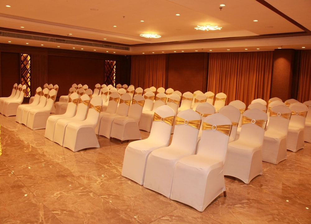 Sarovar Portico Somnath 64/72