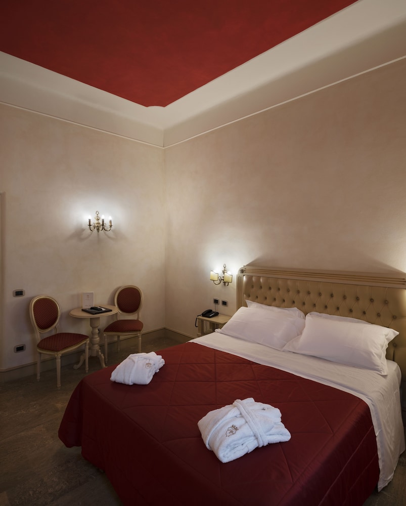 Hotel Cavour 25/49