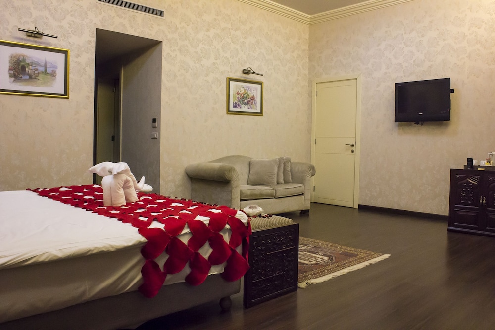 CHTAURA PARK HOTEL 22/50