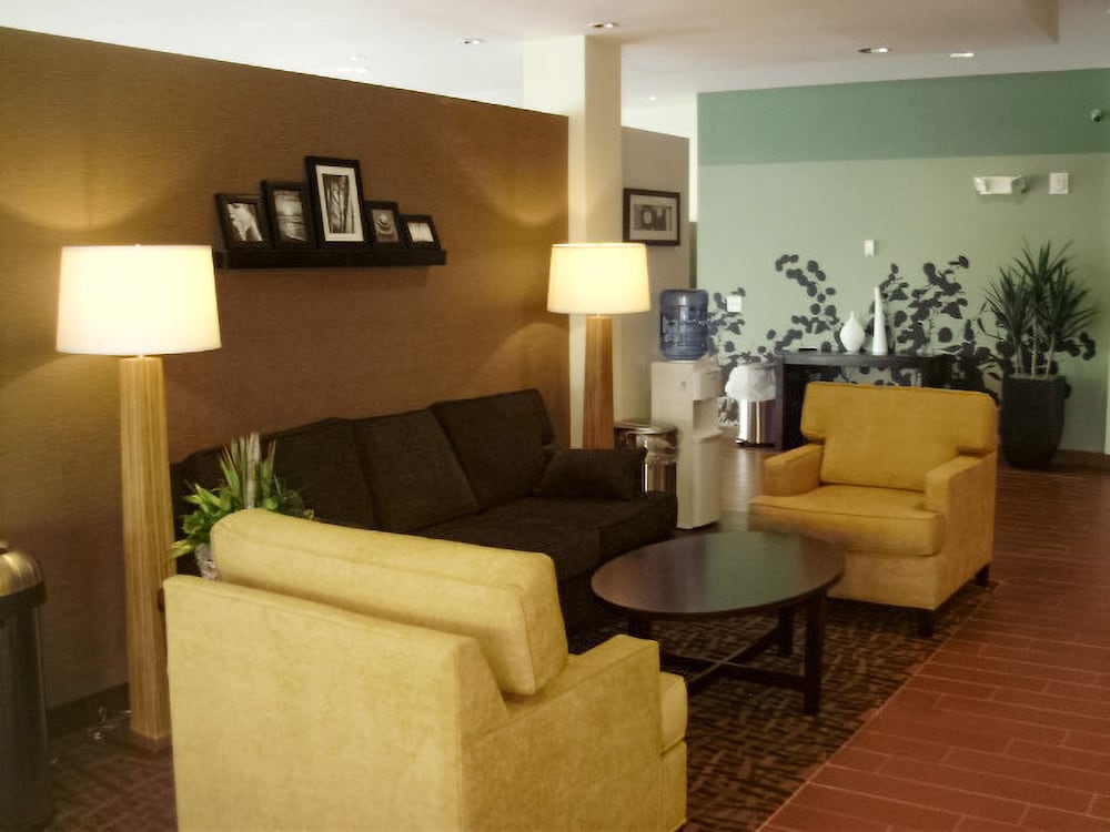 Sleep Inn & Suites Syracuse Airport 33/40