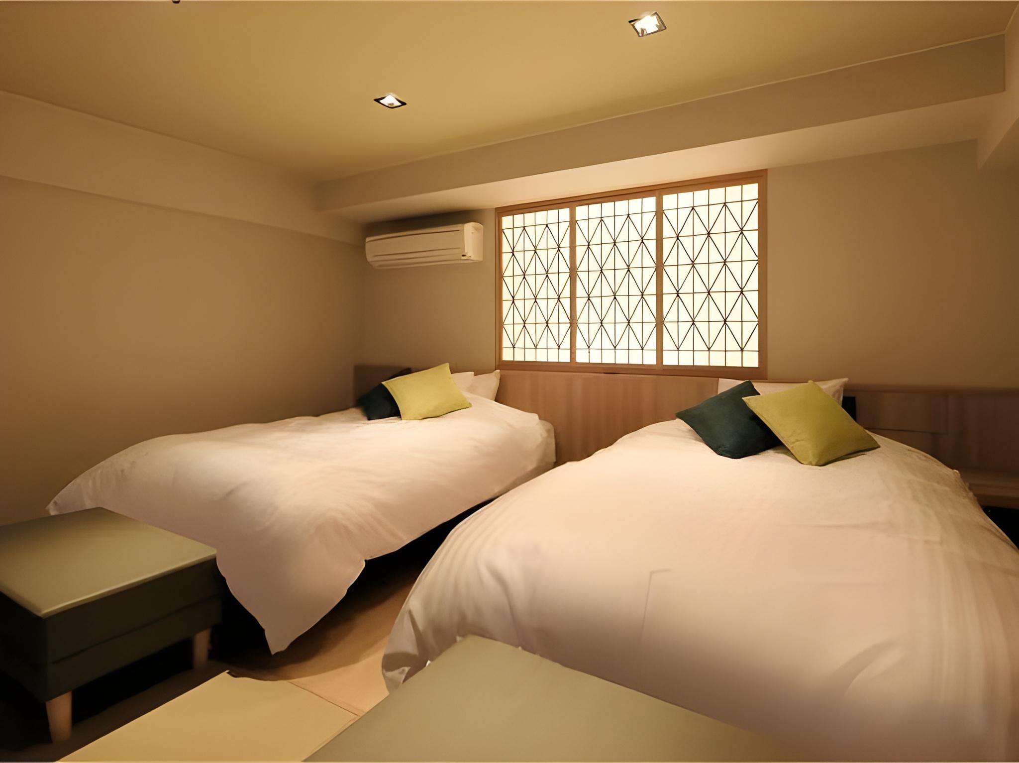 Executive, 2 Double Beds, Yubatake Side