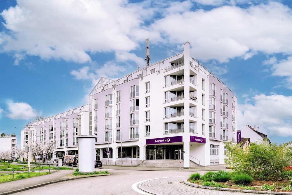 Premier Inn Stuttgart Bad Cannstatt Hotel in STUTTGART