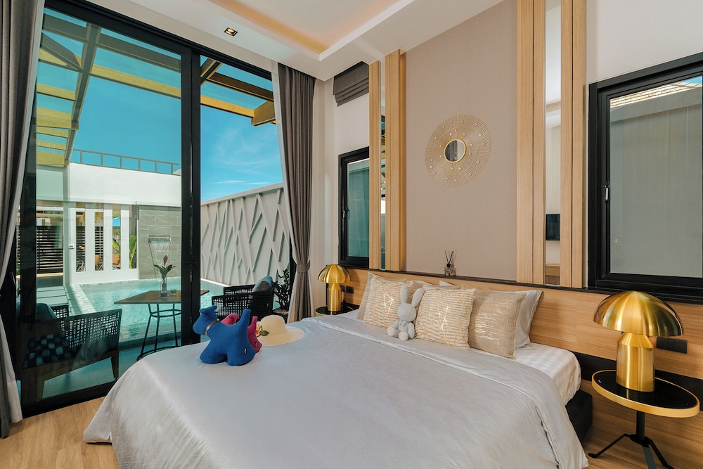 2 Bedrooms, Pool, Central, Deluxe, Villa, 2 King Beds