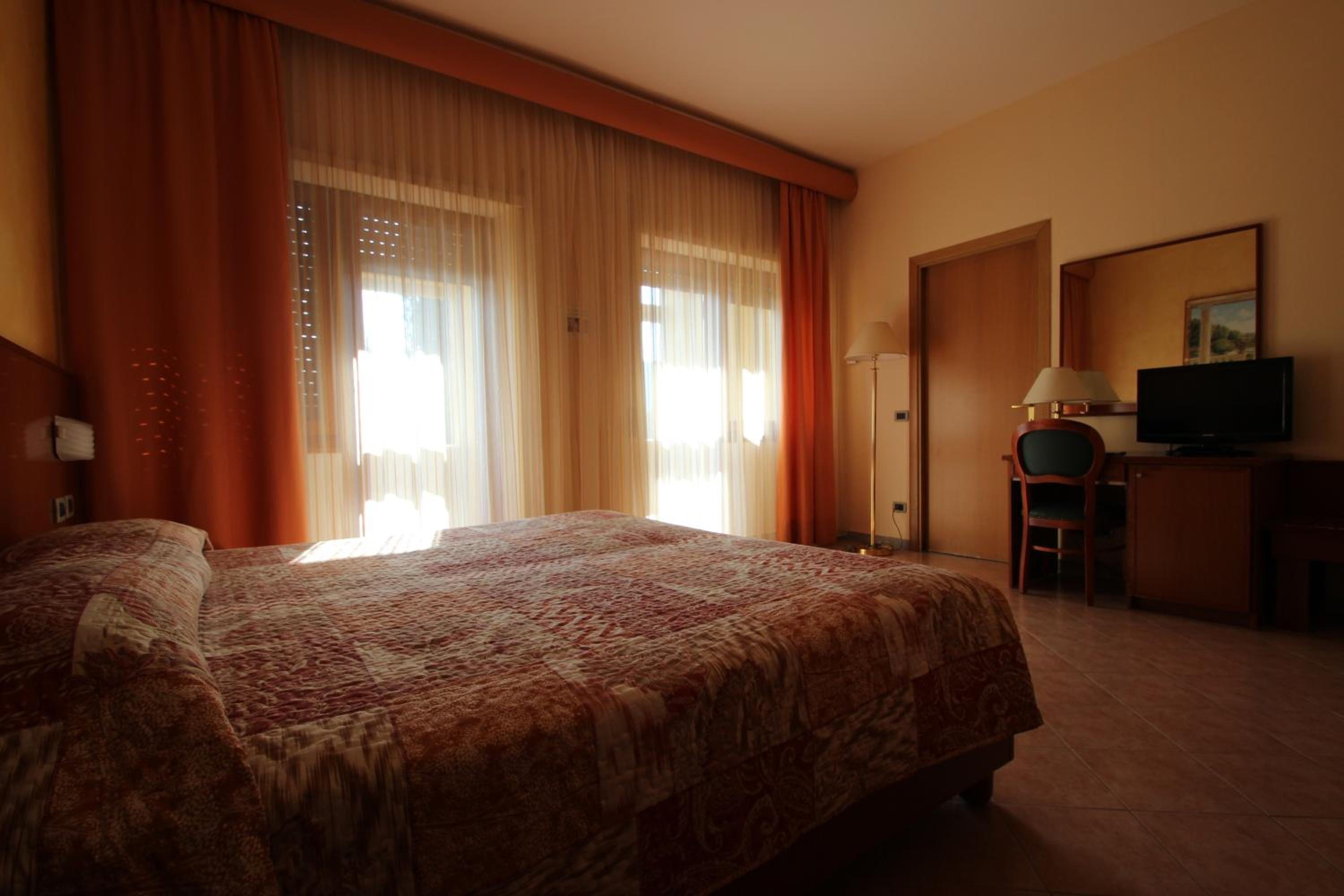 Hotel Oasi Dei Discepoli 15/61
