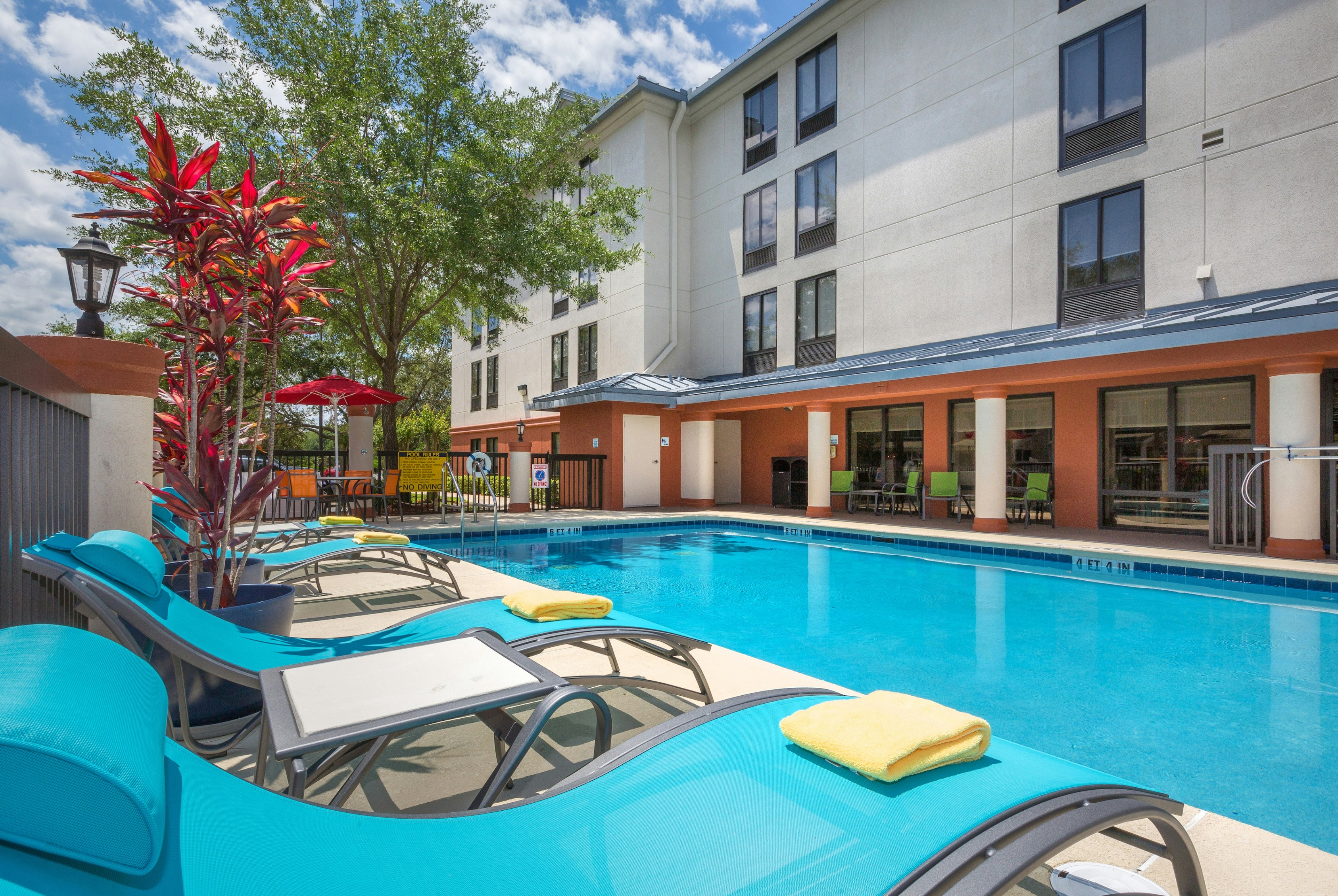 Holiday Inn Express Hotel And Suites Jacksonville South 8/59