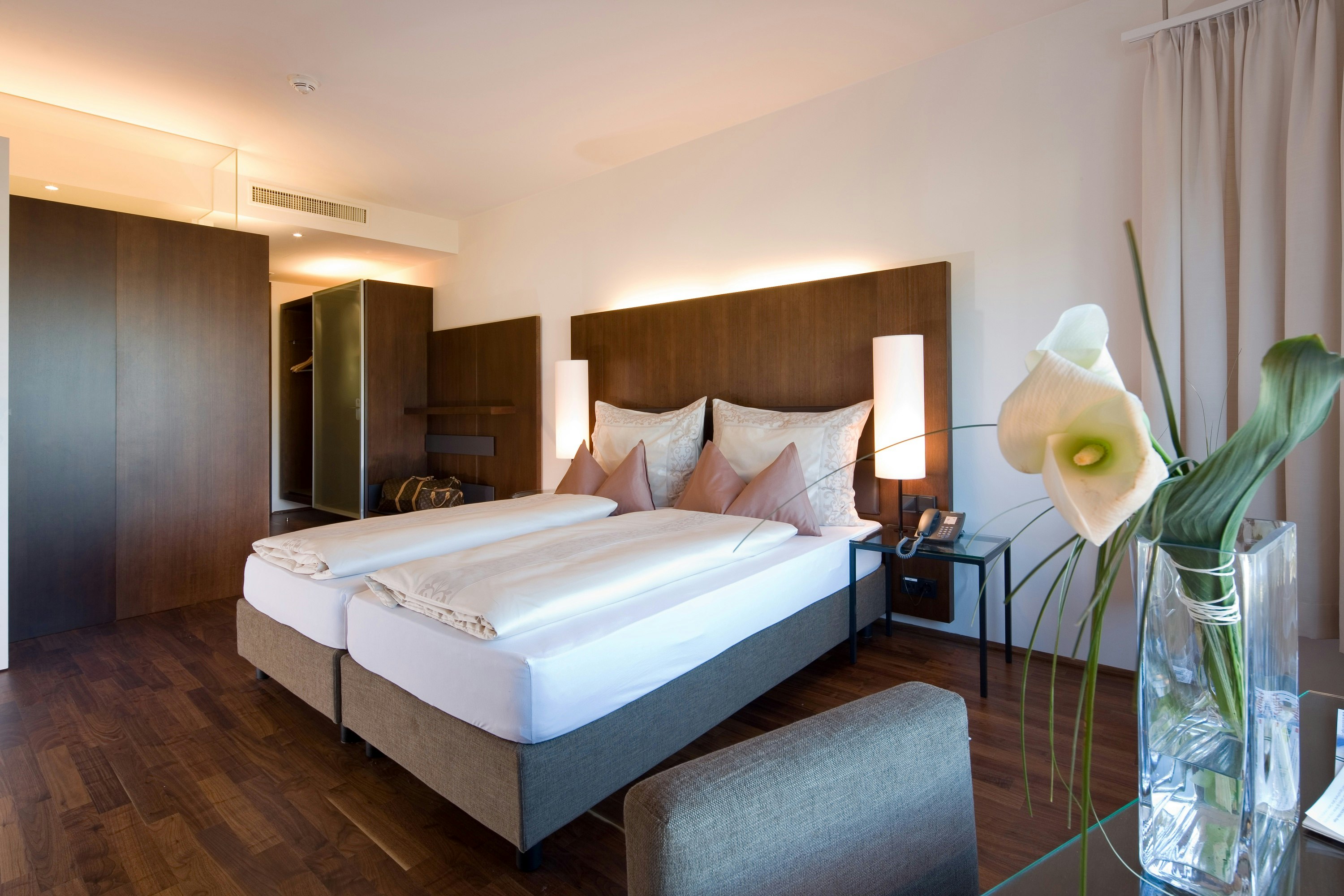 Penz Hotel West 8/38