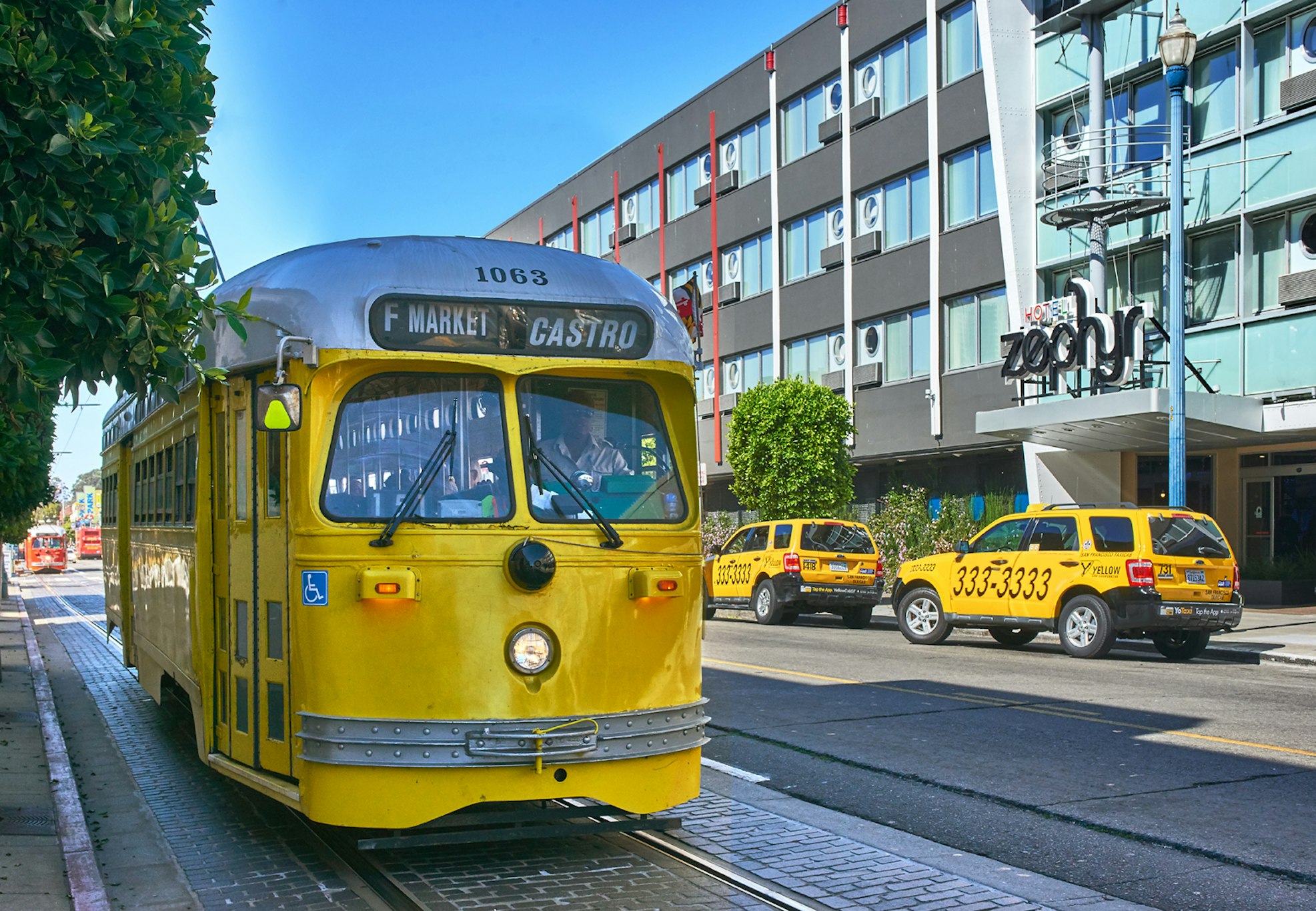 Hotel Zephyr 47/51