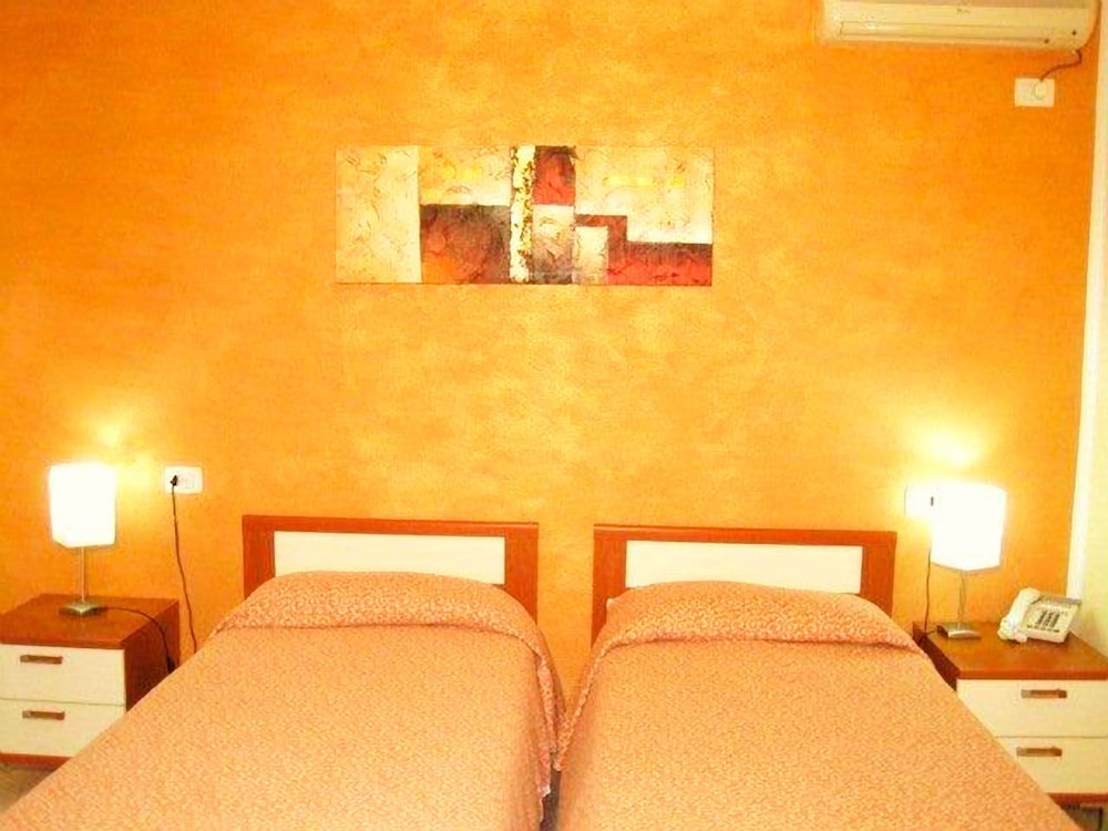 Hotel Ariadimari 27/50