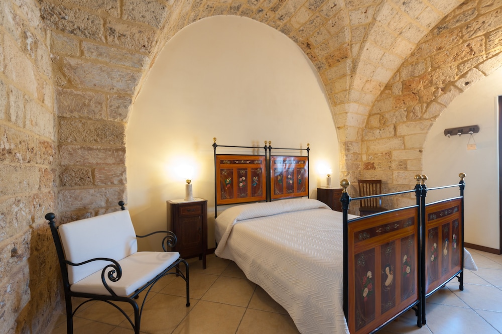 Hotel Masseria Chicco Rizzo 24/71
