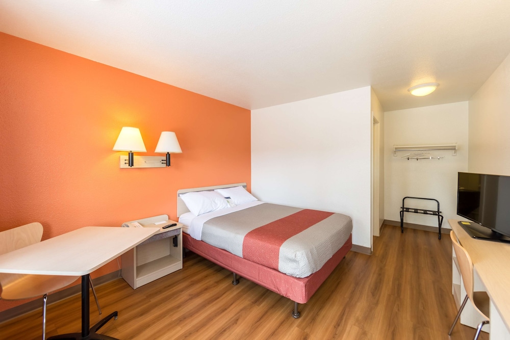 Motel6 Klamath Falls, OR 23/51