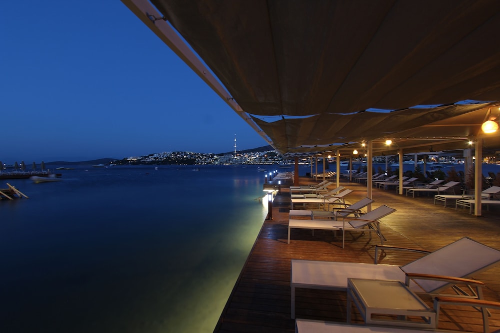 Olira Boutique Hotel & Spa 41/55
