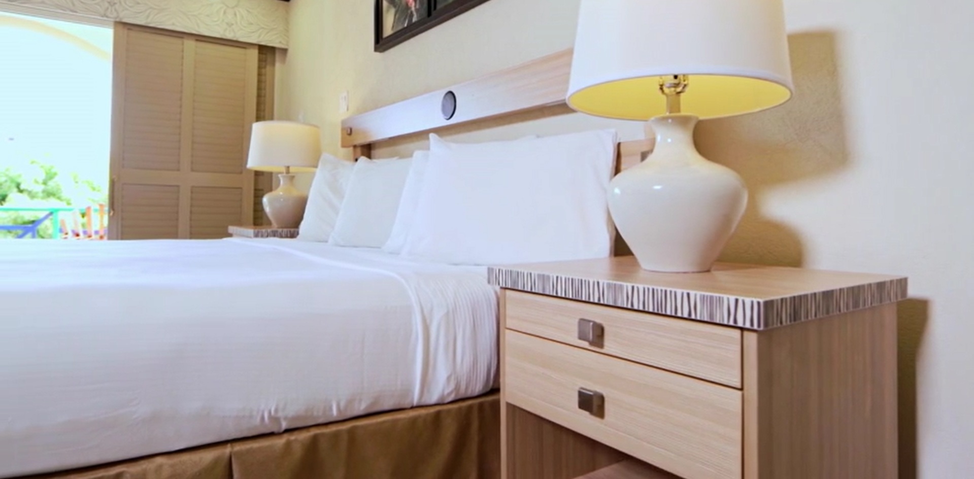 Island View Junior Suite King Bed