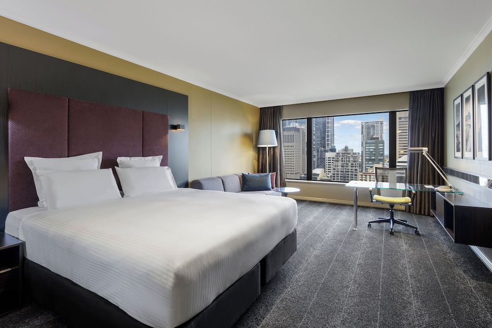 PULLMAN SYDNEY HYDE PARK 12/50