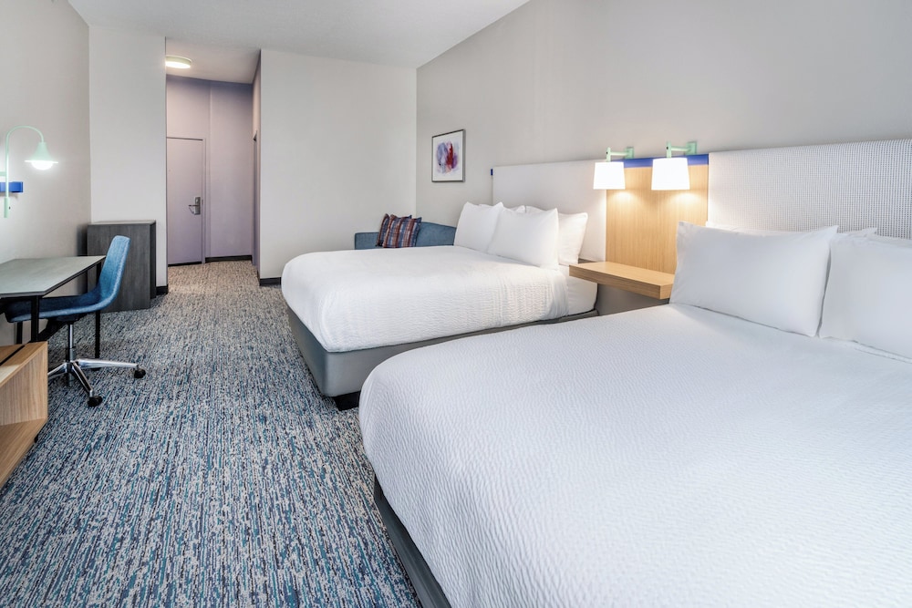La Quinta Inn Suites Richmond Kings Dominion 11/44