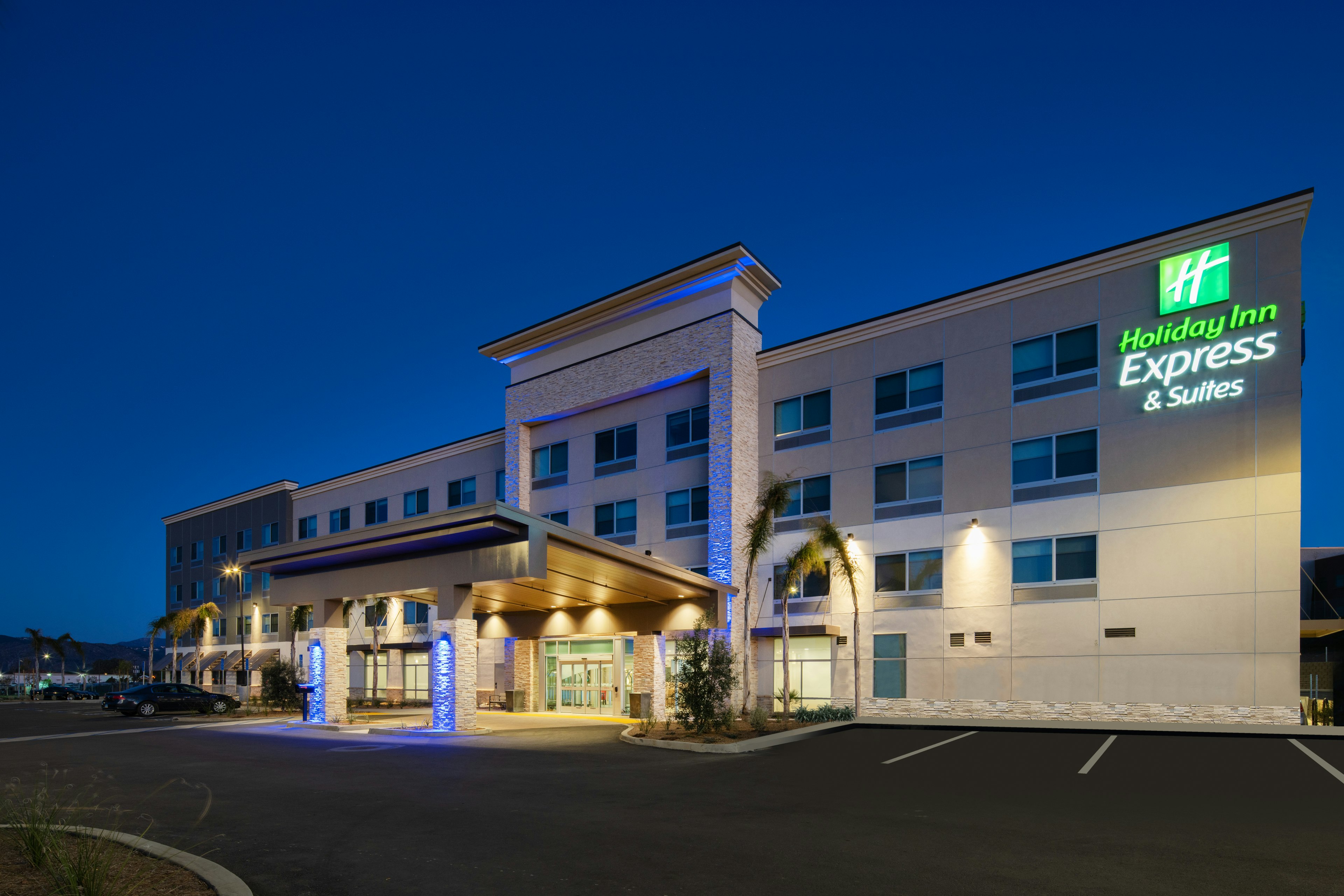 Holiday Inn Express & Suites Murrieta 2/49