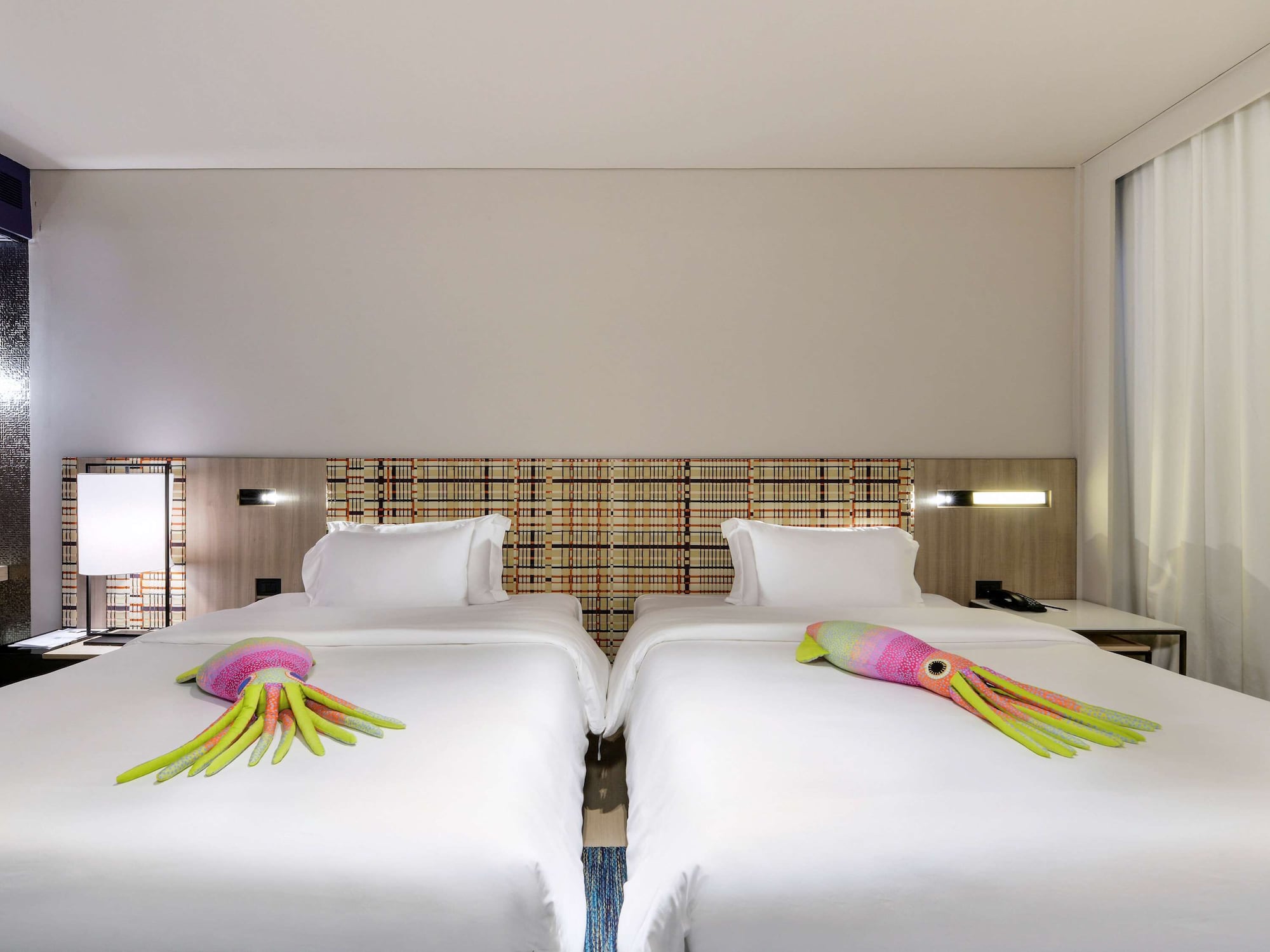 Seascape, Twin Beds, Ocean View