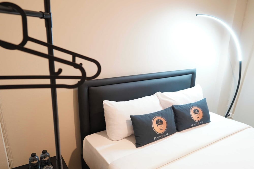 RQ Bangkok Huai Khwang by Collection O 46/61