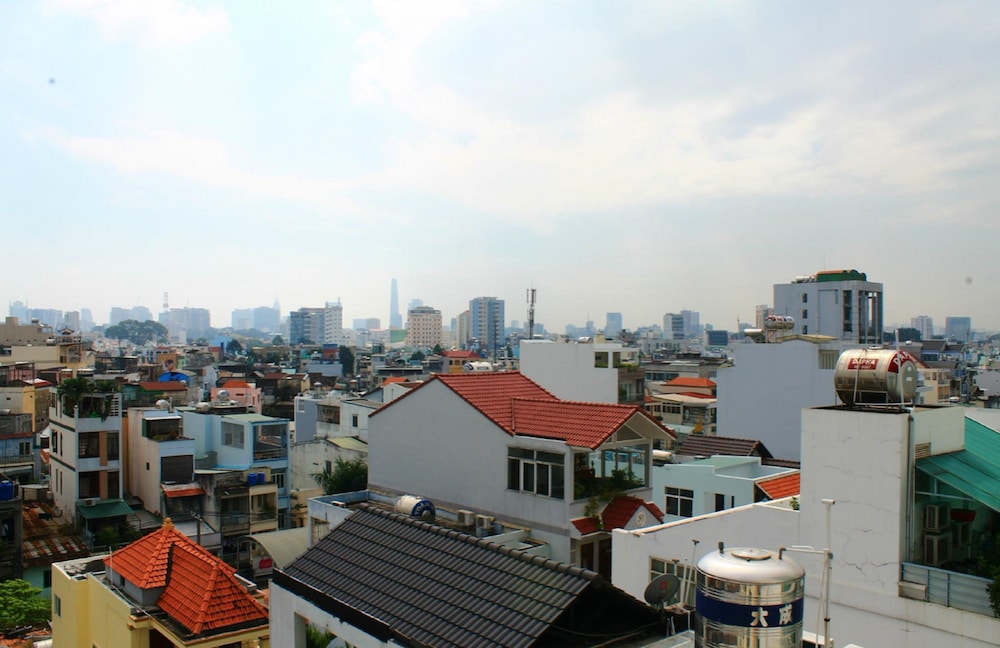 Ramana Hotel Saigon 65/68