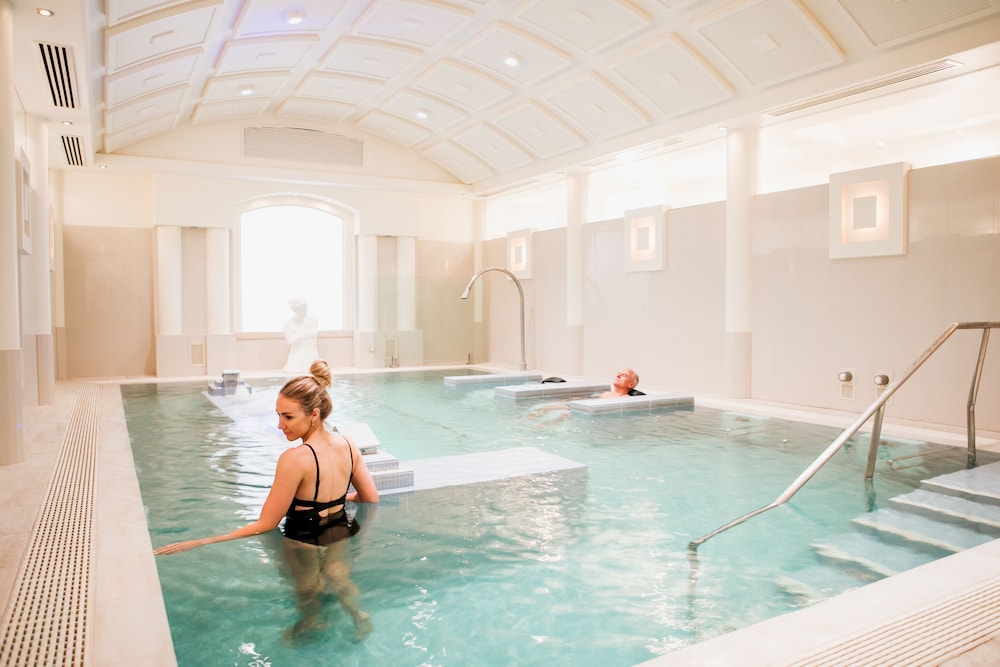 Noosa Springs Golf Resort Spa 27/65