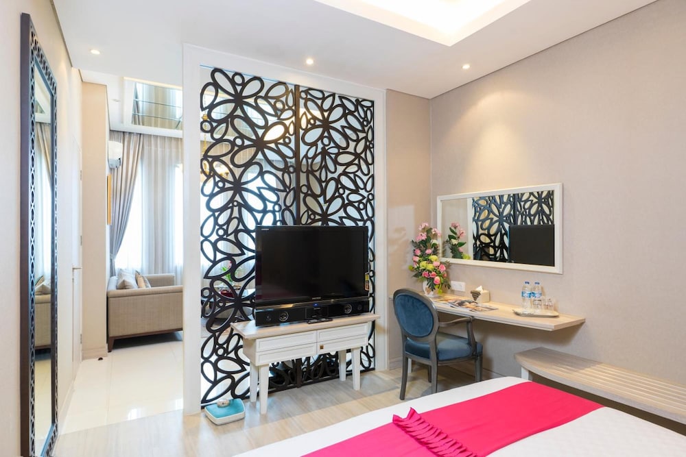 Royal City Hotel 40/55