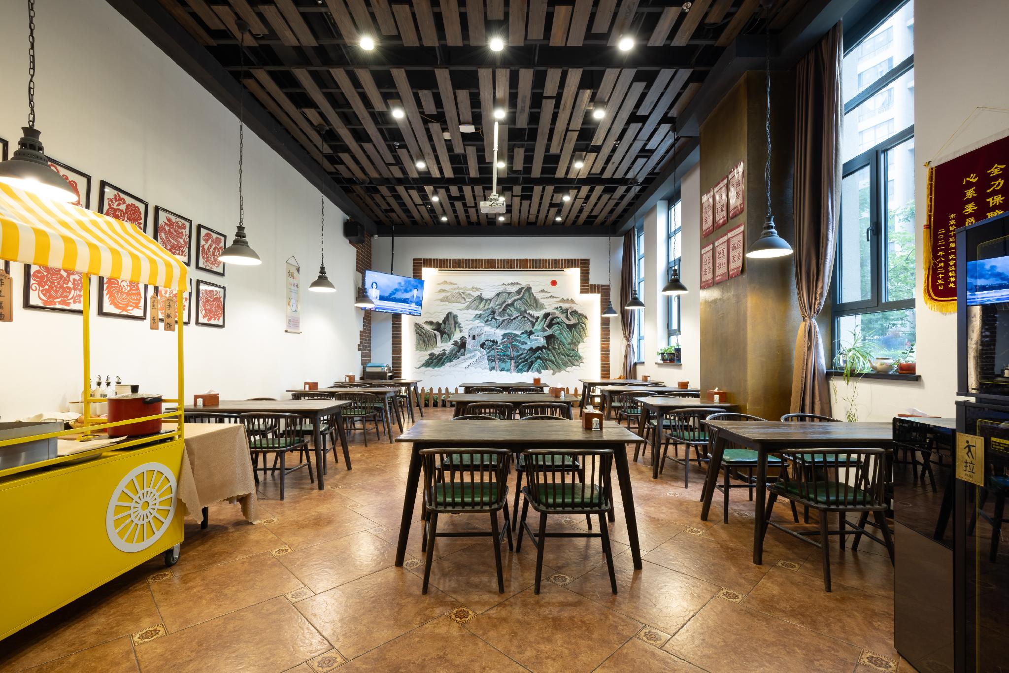 Nostalgia Hotel Zhangjiakou Culture Square North Railway Station 35/38