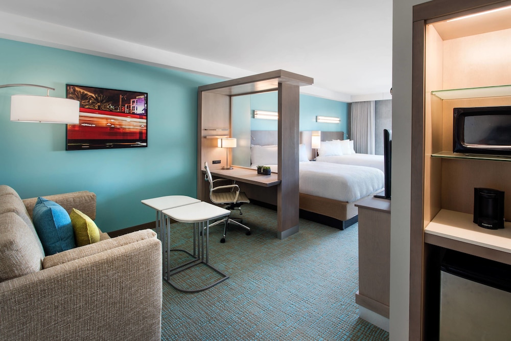Springhill Suites San Diego Downtown Bayfront 25/52