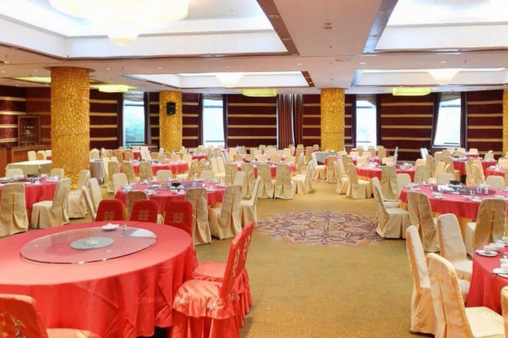 Huangshan Xuanyuan International Hotel 20/26