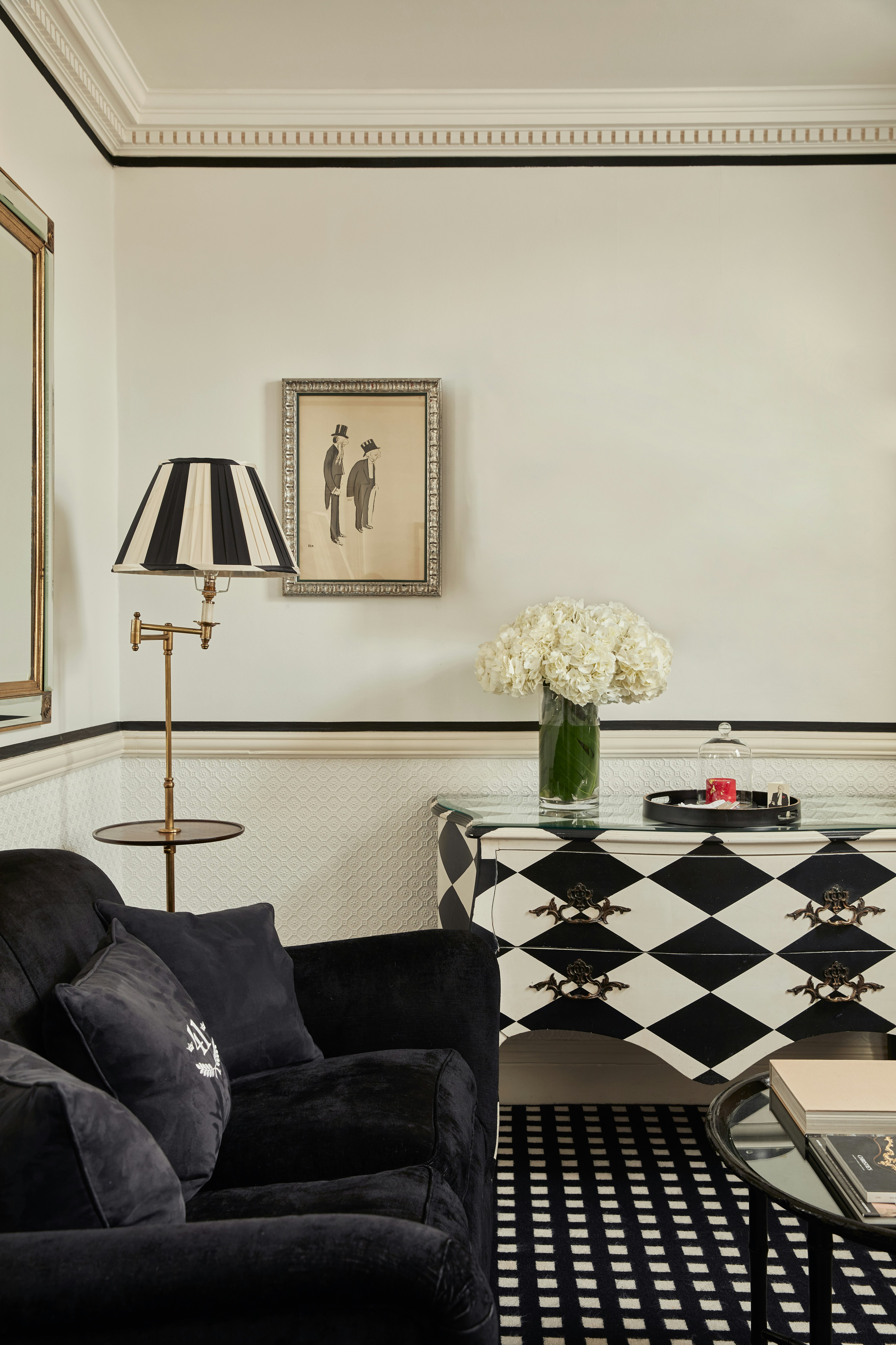 Hotel 41 49/72