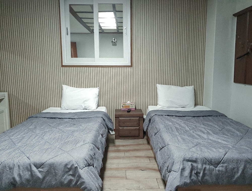 Galleria Hotel 15/56