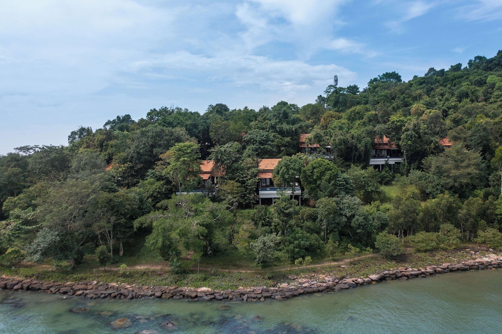 Green Bay Phu Quoc Resort & Spa 44/48