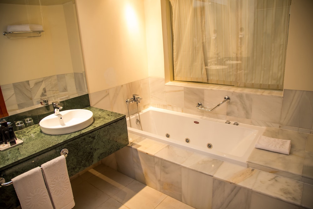 Bahia Principe Escape Runaway Bay 20/70